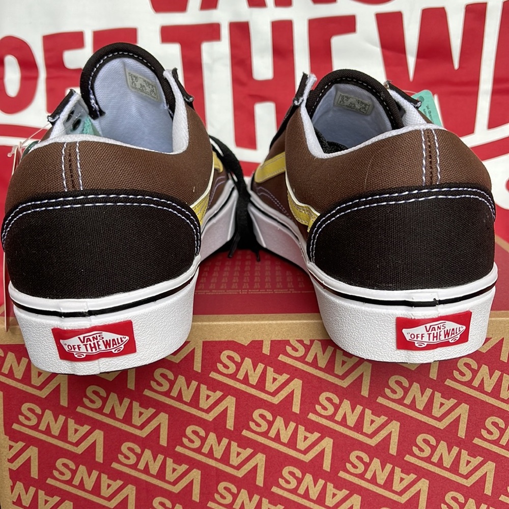 Vans Comfycush Old
(Tri-Tone)Bikrandrmermgld
VNOA5DYC8U8
Men’s sneakers - Picture 14 of 16